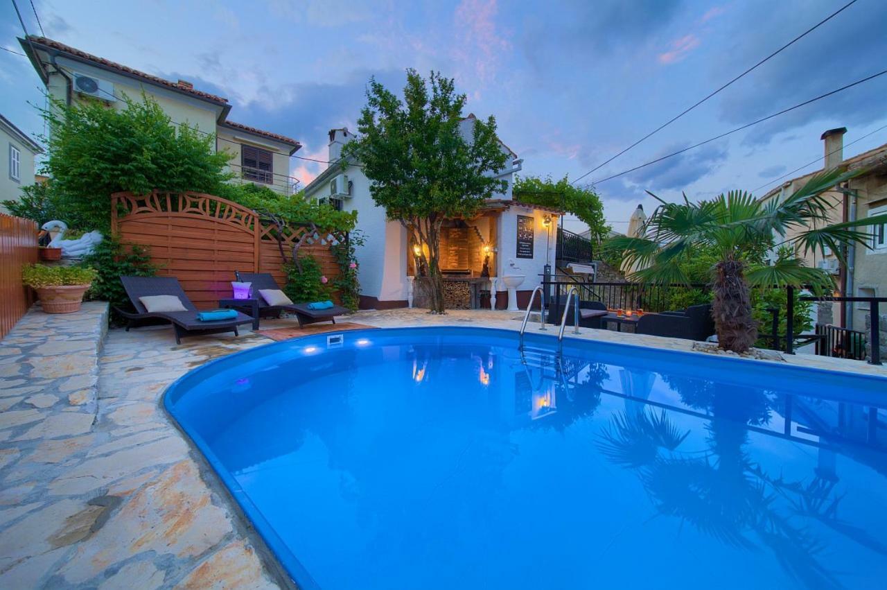 Holiday Home Traum Krk Town Exterior foto